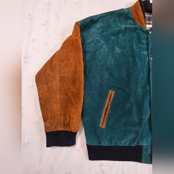 Vintage 1993 Looney Tunes Leather Suede Varsity Jacket XL - Picture 6 of 15